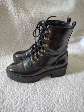 Forever 21 Women's Size 6 Black Lace-up Combat boots